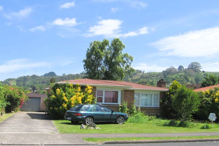 Photo of property in 19 Ngarongo Street, Te Kuiti, 3910
