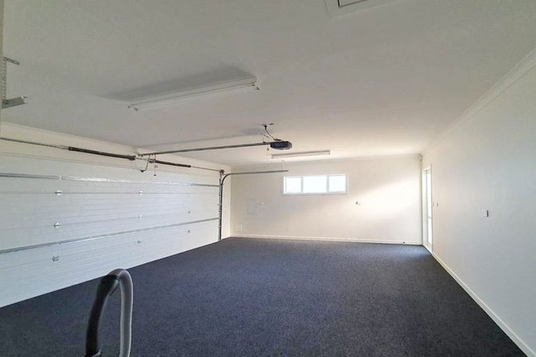 Photo of property in 4 Young Place, Taradale, Napier, 4112