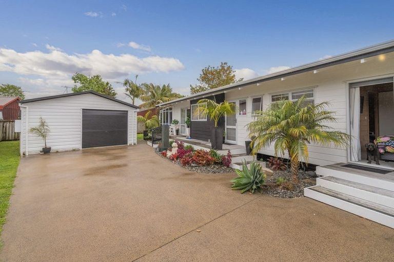 Photo of property in 39 Cholmondeley Crescent, Whitianga, 3510