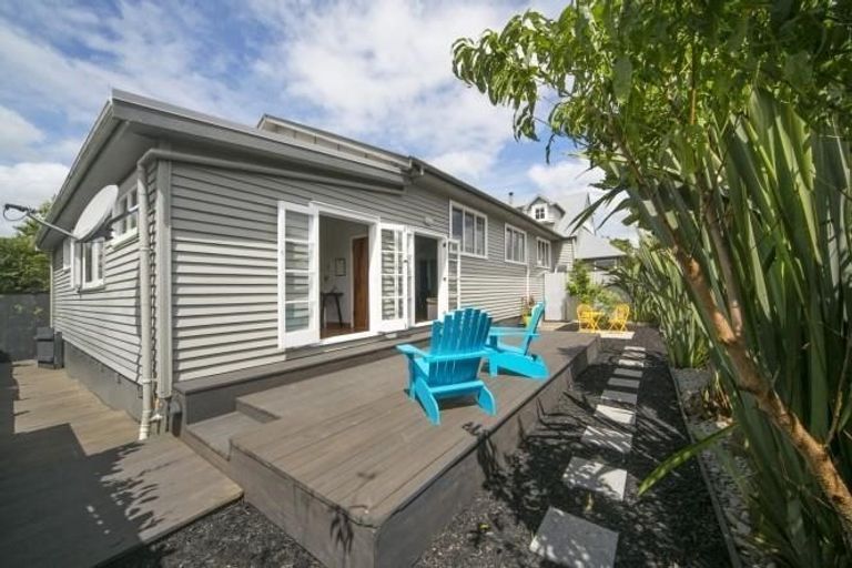 Photo of property in 2 Church Street, Swanson, Auckland, 0612