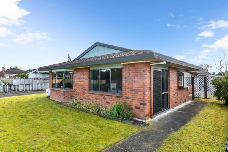 Photo of property in 4a Bolmuir Road, Forest Lake, Hamilton, 3200