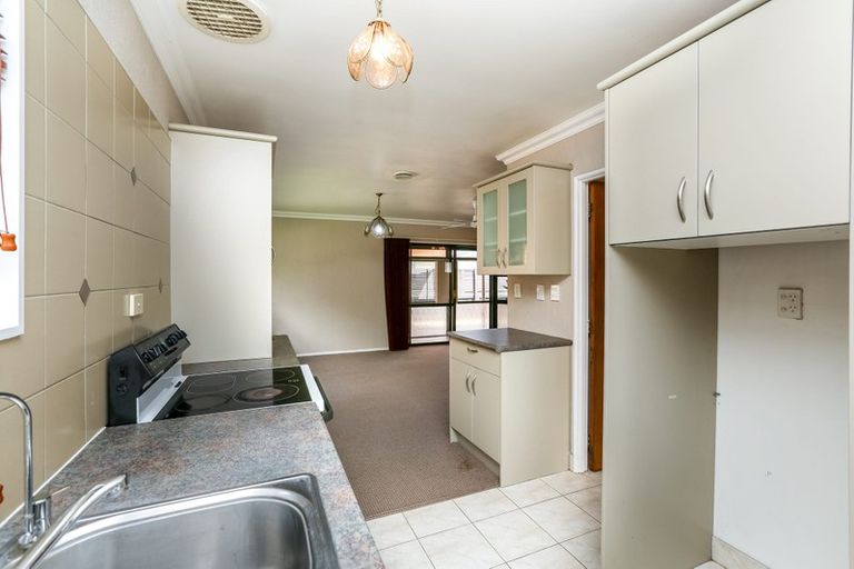 Photo of property in 4/6 Holsworthy Road, Lower Vogeltown, New Plymouth, 4310