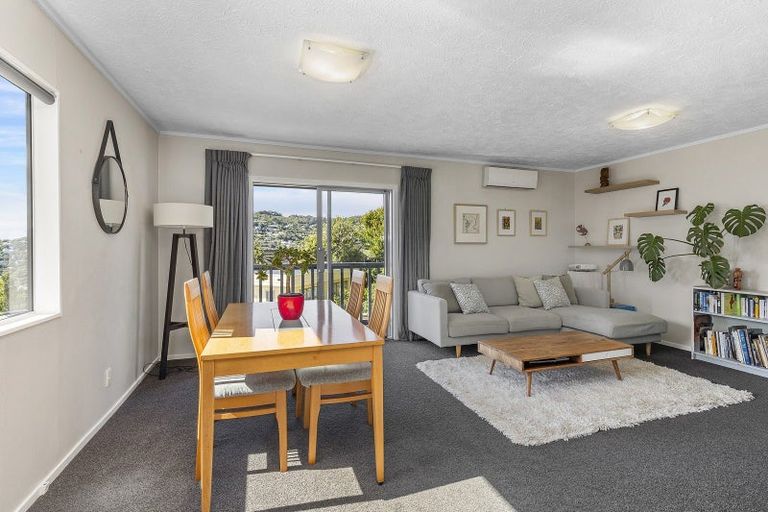 Photo of property in 4b Sarah Way, Crofton Downs, Wellington, 6035