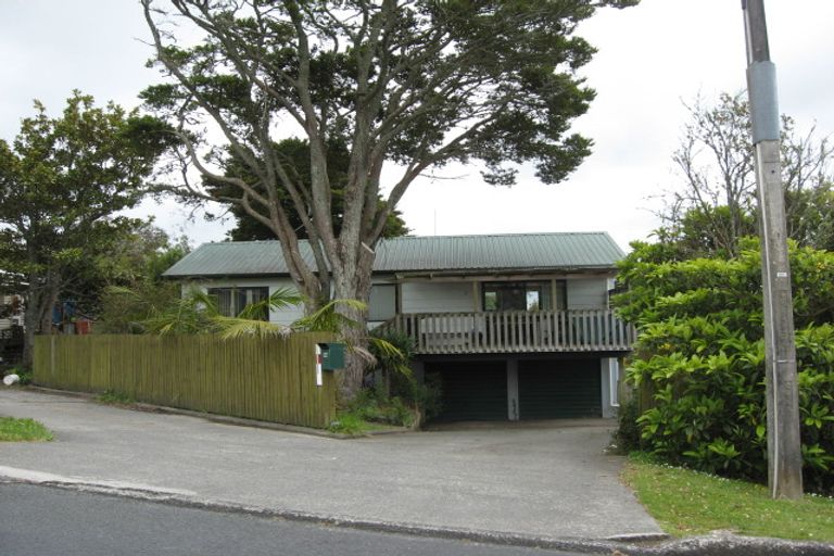 Photo of property in 1 Batten Street, Wellsford, 0900