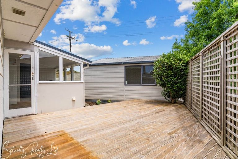 Photo of property in 43 Gorge Road, Maungaturoto, 0520