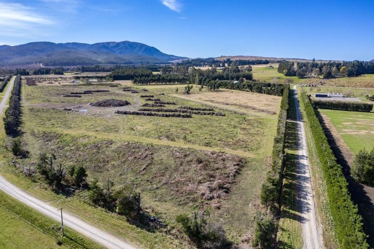 Photo of property in 1 Feathers Road, Loburn, 7472