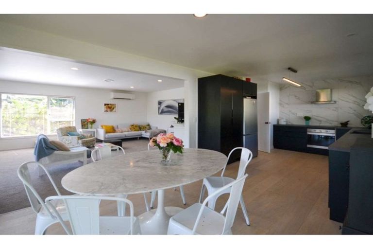 Photo of property in 8 Kemp Road, Kerikeri, 0230