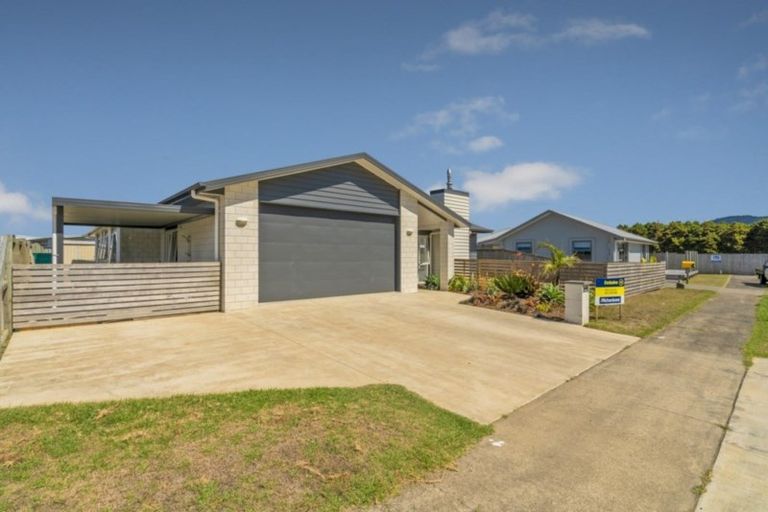 Photo of property in 346 Cook Drive, Whitianga, 3510