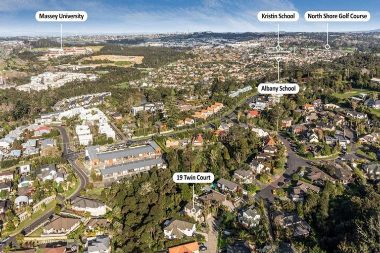 Photo of property in 19 Twin Court, Albany, Auckland, 0632