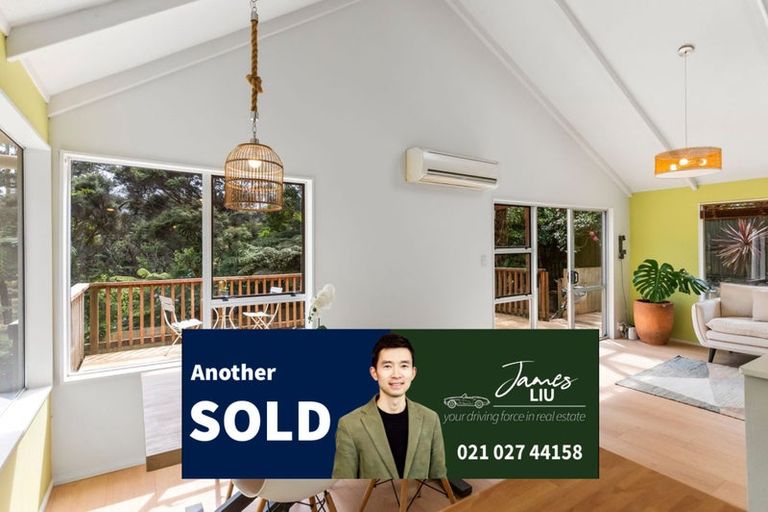 Photo of property in 3/40 Radiata Lane, Chatswood, Auckland, 0626