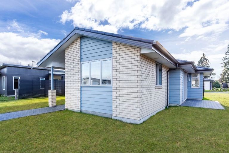 Photo of property in 8 Bastille Court, Rangatira Park, Taupo, 3330