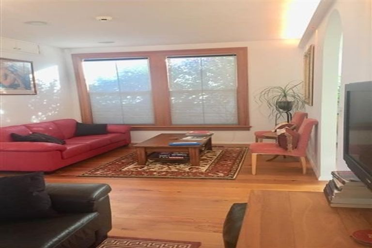 Photo of property in 5 South Street, Nelson, 7010