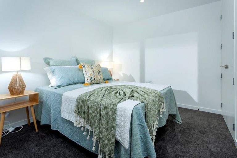 Photo of property in 2 Irwin Lane, Windsor Park, 0632