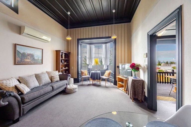 Photo of property in 4a Seaview Terrace, Bluff Hill, Napier, 4110