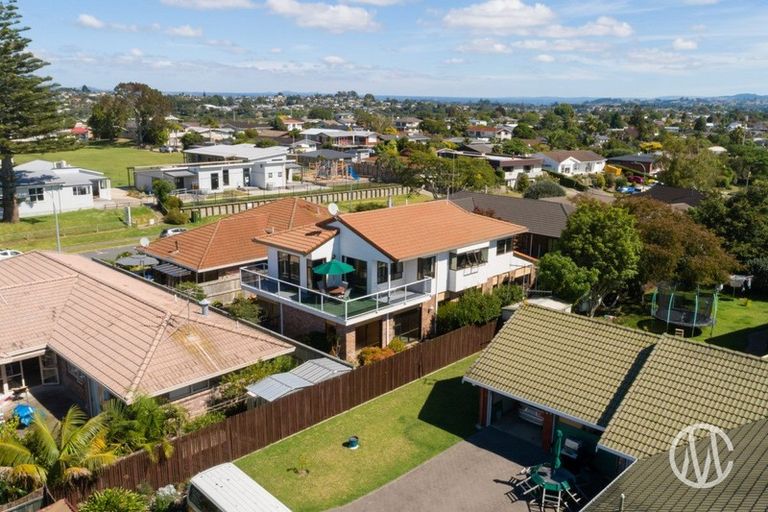 Photo of property in 27a Clivedene Street, Matua, Tauranga, 3110