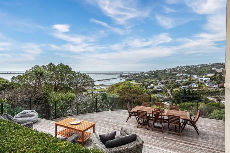 Photo of property in 64 Mount Pleasant Road, Mount Pleasant, Christchurch, 8081