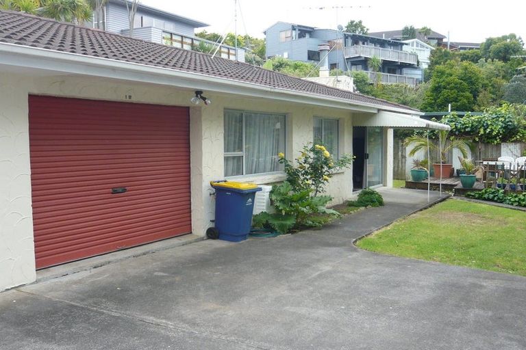 Photo of property in 1/17 Dunraven Place, Torbay, Auckland, 0630