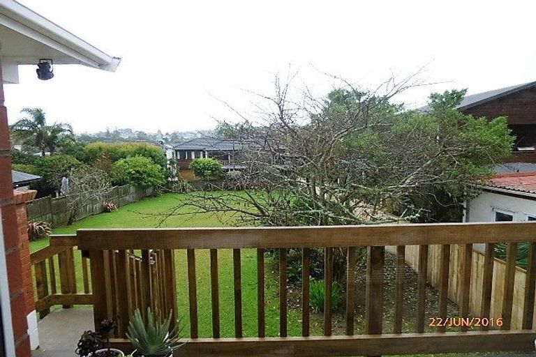 Photo of property in 77 Kowhai Road, Mairangi Bay, Auckland, 0630
