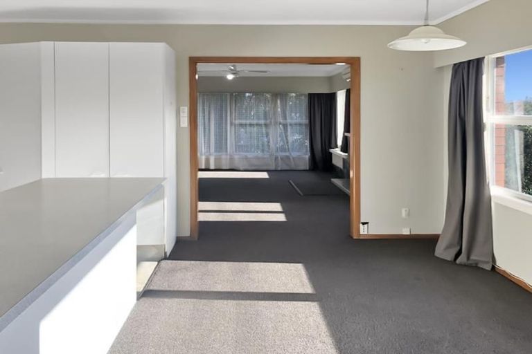 Photo of property in 2 Heath Street, St Andrews, Hamilton, 3200