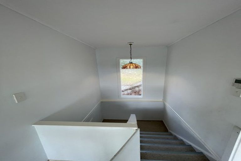 Photo of property in 14 Pemberton Avenue, Bayview, Auckland, 0629