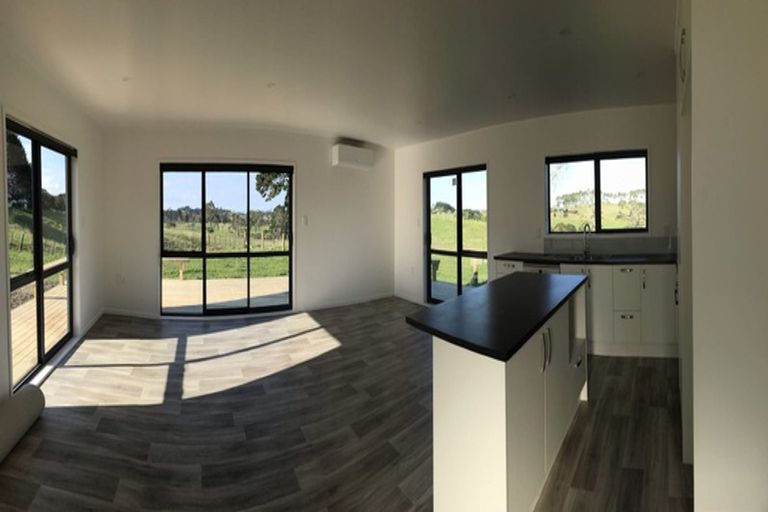 Photo of property in 62 Gervin Road, Wainui, Silverdale, 0992