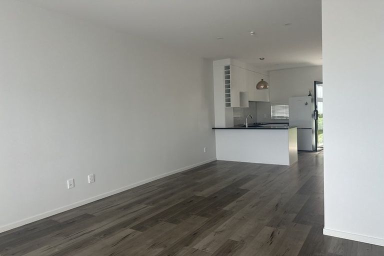 Photo of property in 13/41 Routley Drive, Glen Eden, Auckland, 0602