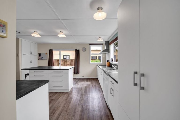 Photo of property in 94 Victoria Street, Hawera, 4610