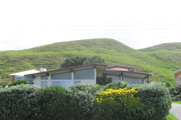 Photo of property in 86 Moana Road, Okitu, Gisborne, 4010
