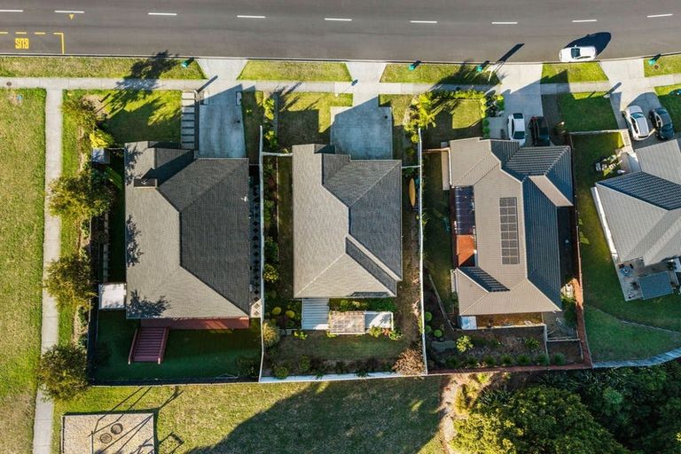 Photo of property in 111 Hillpark Drive, Pokeno, 2402