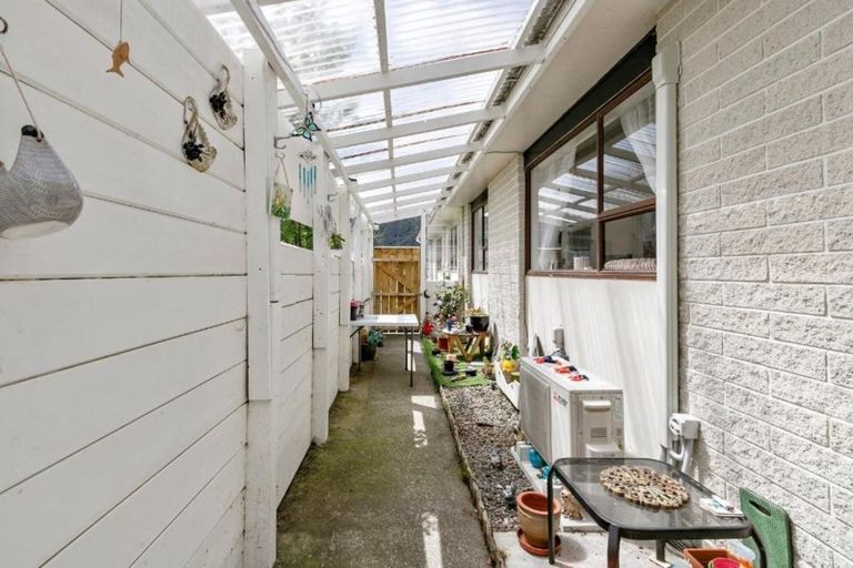 Photo of property in 19b Newburn Grove, Wainuiomata, Lower Hutt, 5014