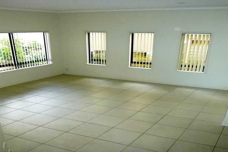 Photo of property in 82 Nautilus Drive, Gulf Harbour, Whangaparaoa, 0930