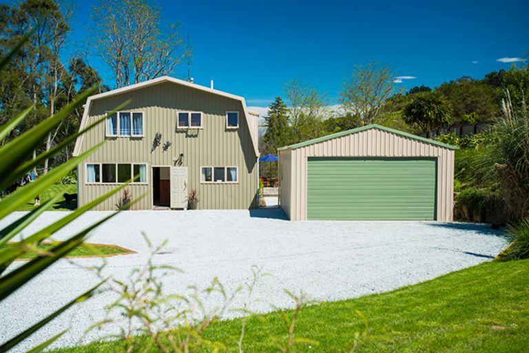 Photo of property in 8 Hacche Road, Outer Kaiti, Gisborne, 4010