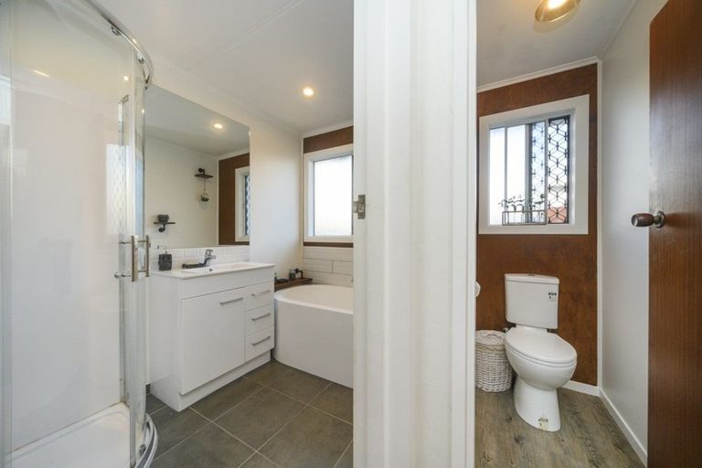 Photo of property in 1 Wyndham Street, Awapuni, Palmerston North, 4412