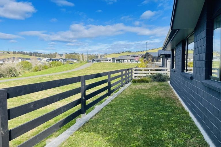 Photo of property in 127 Adler Drive, Ohauiti, Tauranga, 3112
