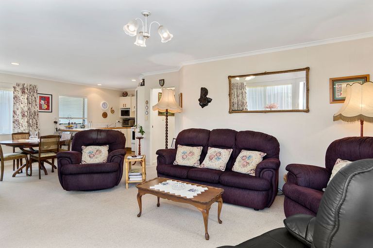 Photo of property in 18c Emmett Street, Greerton, Tauranga, 3112