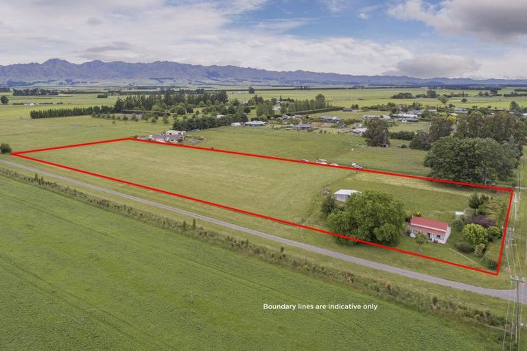 Photo of property in 8 Davison Road, Rotherham, 7379