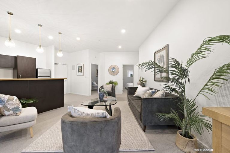 Photo of property in Stadium Garden Flats, 219/107 Thorndon Quay, Pipitea, Wellington, 6011