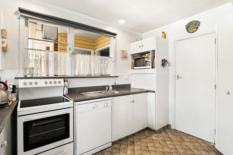 Photo of property in 90a Main South Road, Green Island, Dunedin, 9018