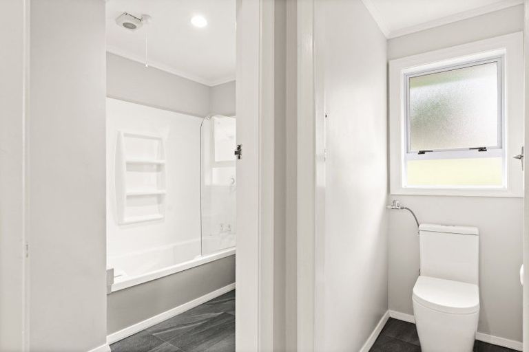 Photo of property in 3 Glengyle Street, Vauxhall, Dunedin, 9013