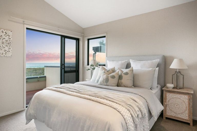 Photo of property in 208a Marine Parade, Mount Maunganui, 3116