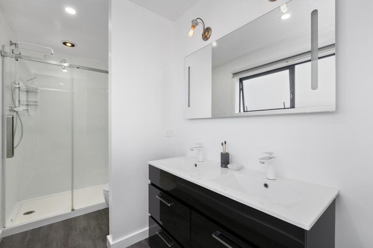 Photo of property in 133 Lisland Drive, Kinloch, Taupo, 3377