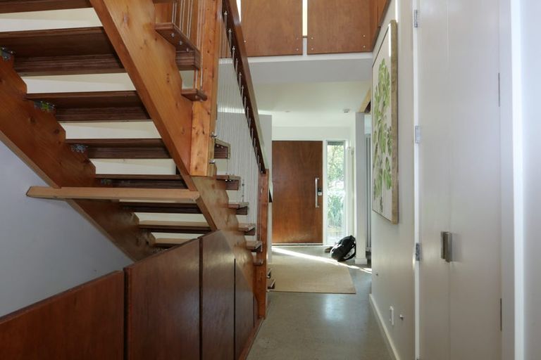 Photo of property in 4 Pa Road, Pukerua Bay, 5026