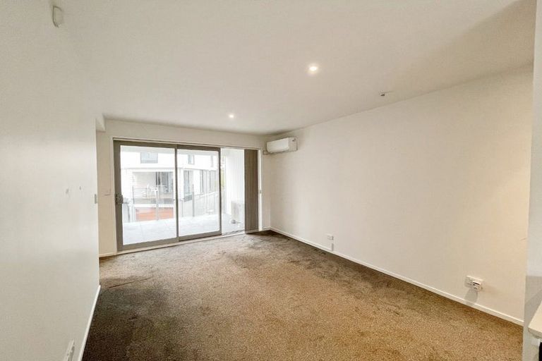 Photo of property in 20/10 Silver Moon Road, Albany Heights, Auckland, 0632