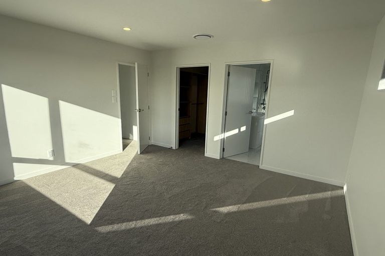 Photo of property in 120 Taylor Street, Blockhouse Bay, Auckland, 0600