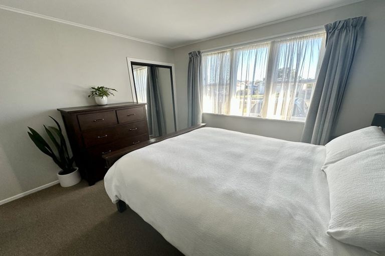 Photo of property in 4 Lyndon Place, Manurewa, Auckland, 2102