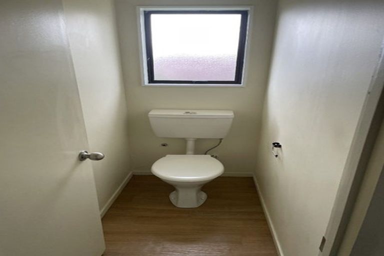 Photo of property in 3/7 Settlement Road, Papakura, 2110