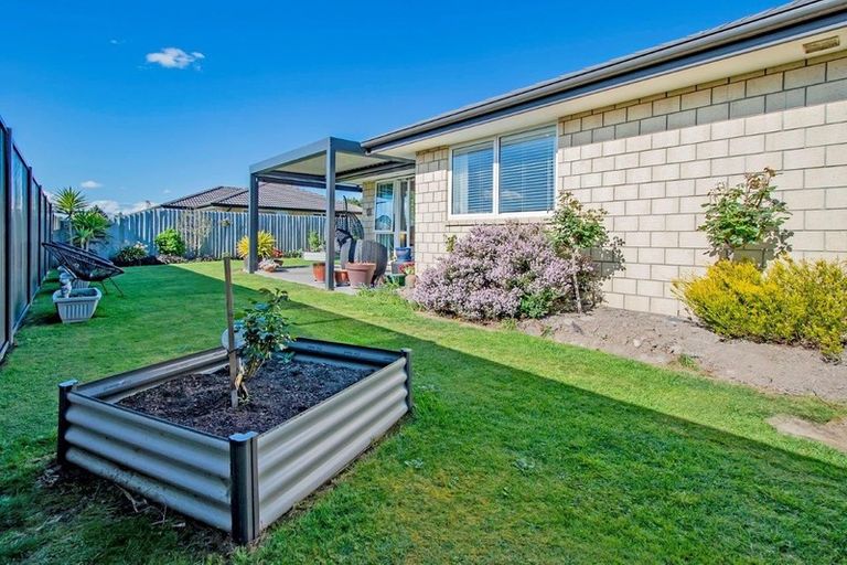 Photo of property in 19 Leeston Lake Road, Leeston, 7632