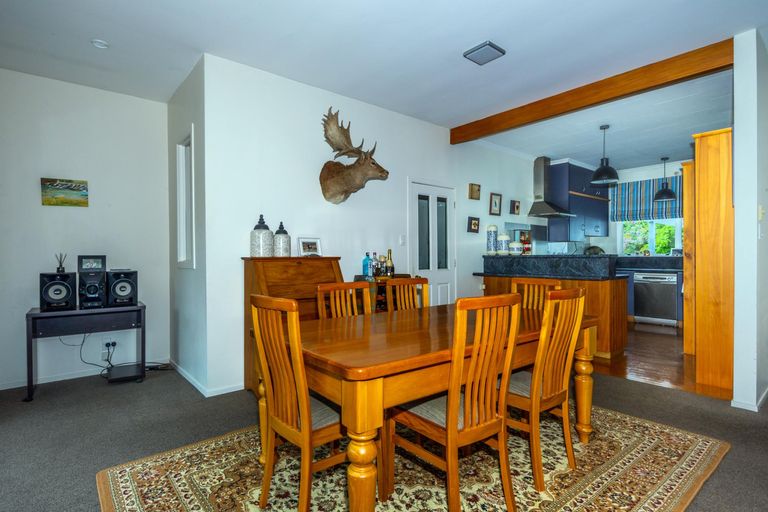 Photo of property in 74 School Road, Pleasant Valley, Geraldine, 7991