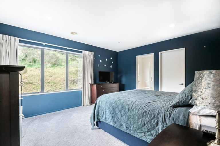 Photo of property in 15 Mauldeth Terrace, Churton Park, Wellington, 6037