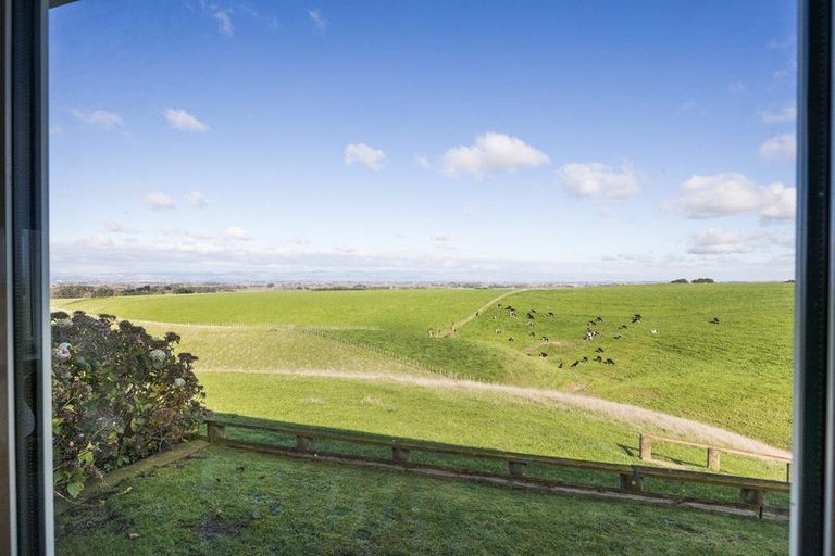 Photo of property in 63 Sutherland Road, Sanson, Palmerston North, 4479